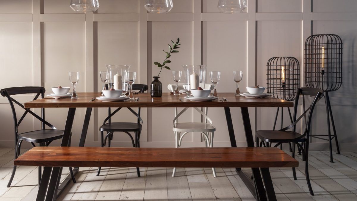 Laid-Back Dining for Winter Evenings